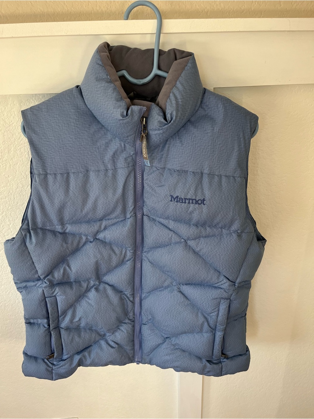 Marmot Women's Large 700 Fill Down Puffer Vest